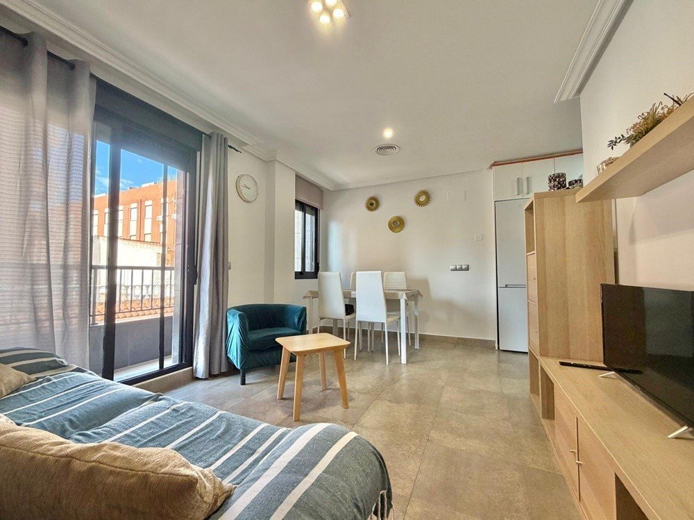 Flat in Torrevieja — image 6